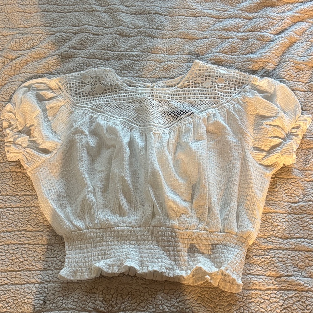 Chic White Lace Women's Blouse